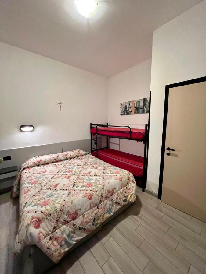 Hotel Centrale Cascia Esterno foto