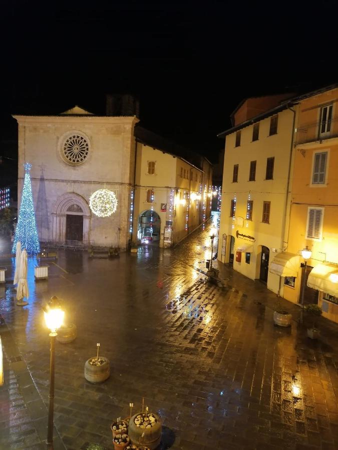 Hotel Centrale Cascia Esterno foto